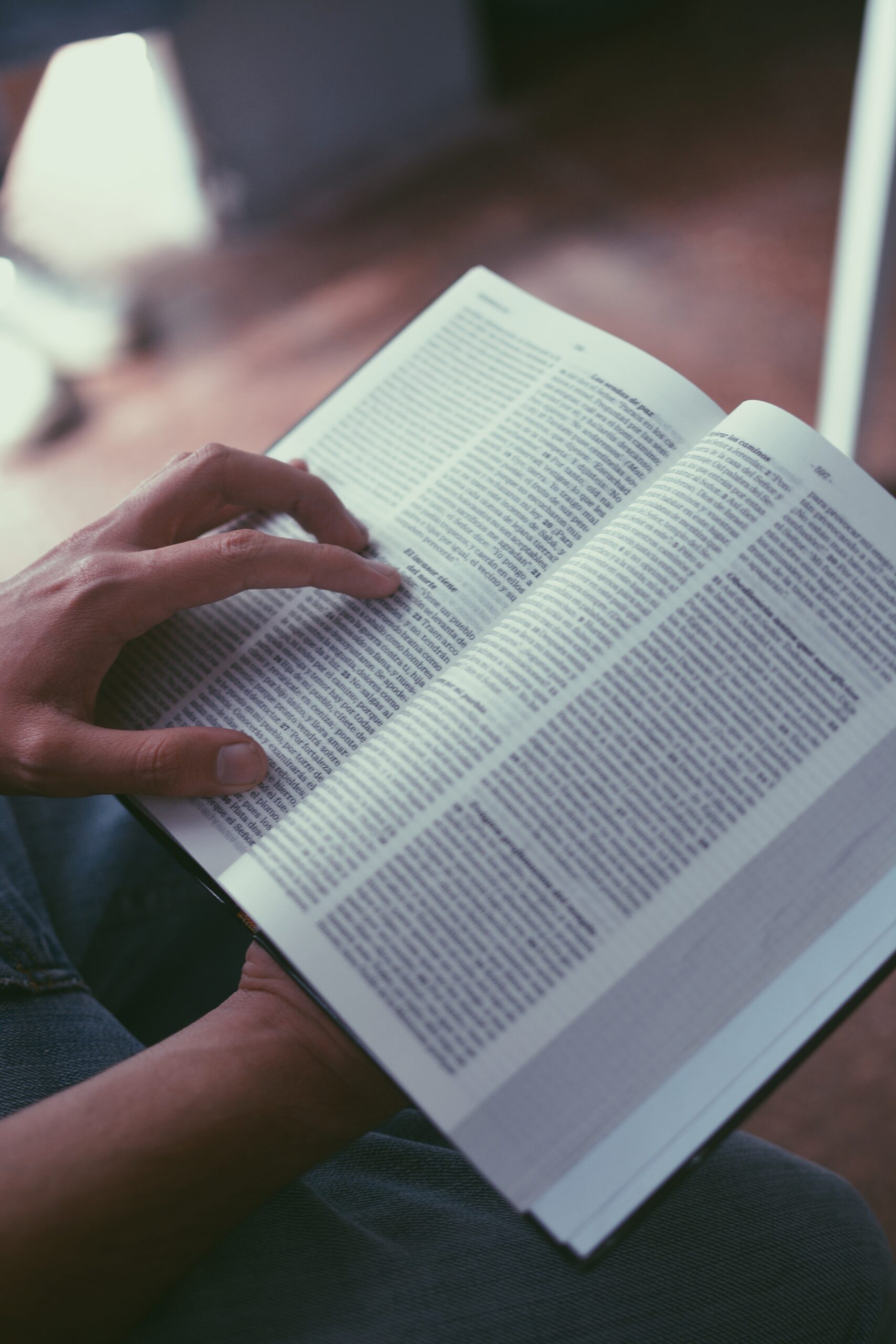 Estudio Bíblico Camino a Emaús — Iglesia Casa de Luz